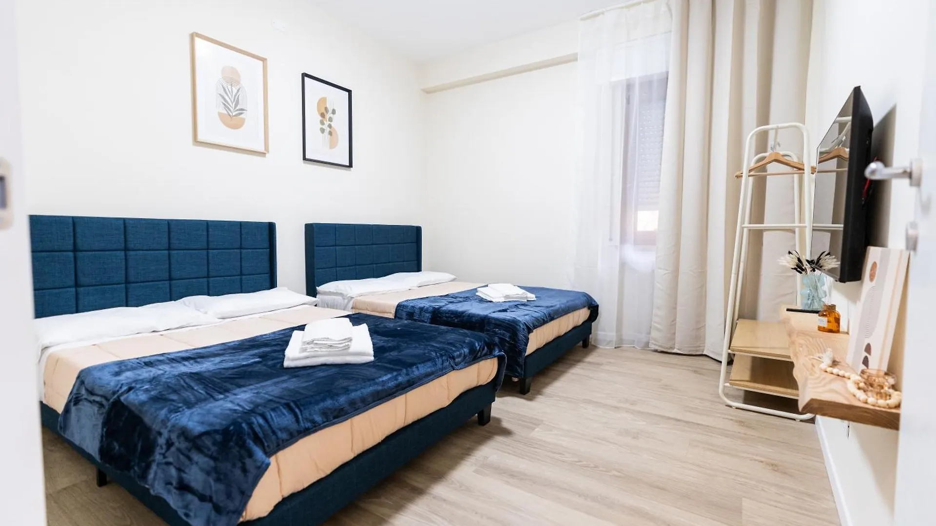 Verona Escape Home - 2 Bedrooms Italy