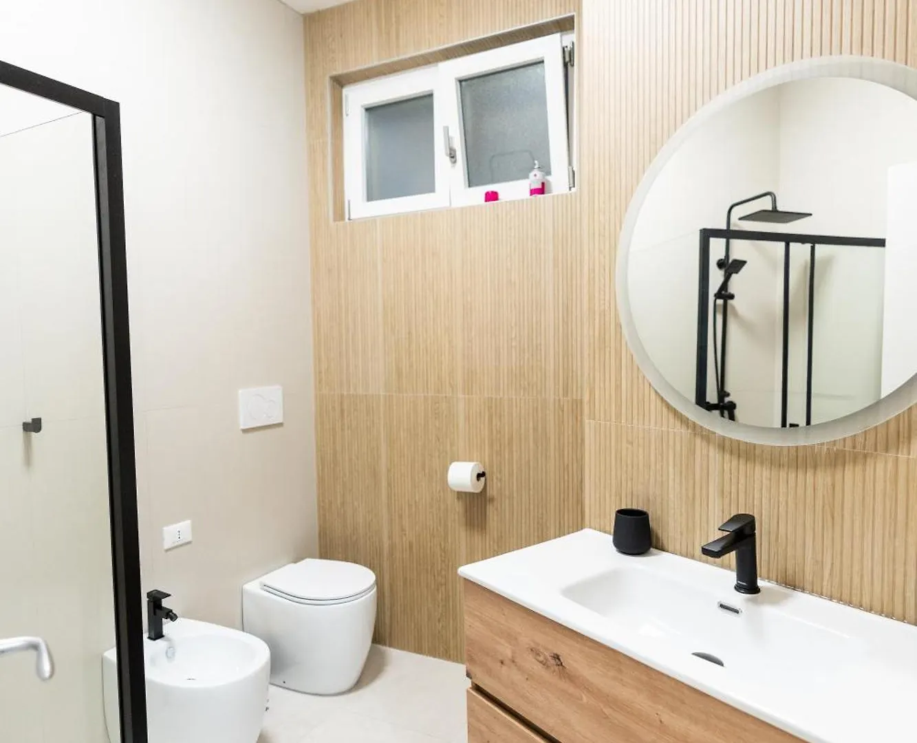 Verona Escape Home - 2 Bedrooms Apartment
