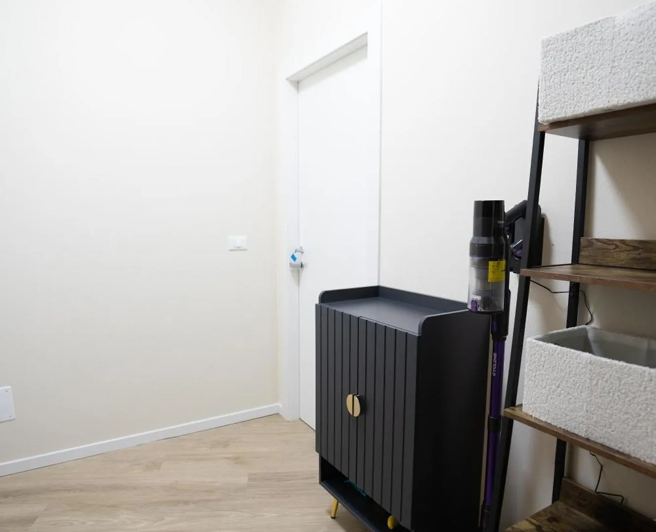 Verona Escape Home - 2 Bedrooms 0*,  Italy
